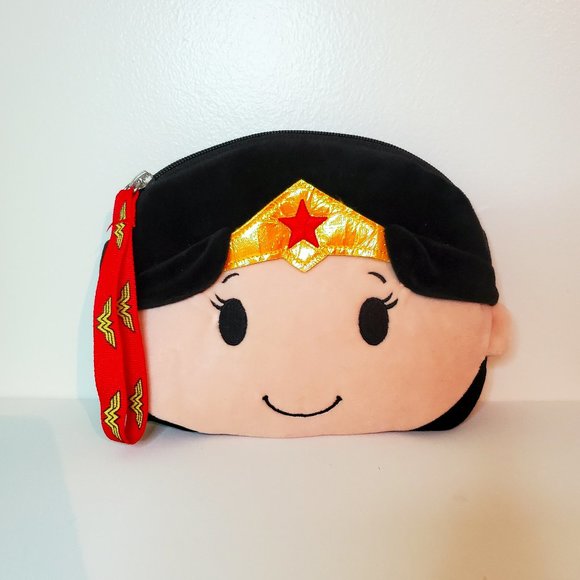 Wonder Woman Itty Bittys Plush Pouch - Picture 1 of 4